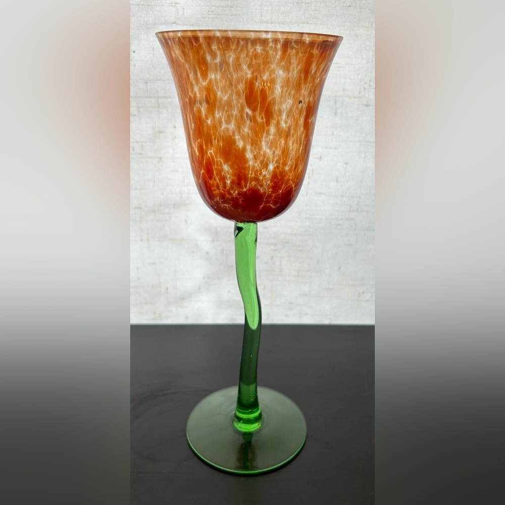Royal Danube, Art glas, Tulip Wine Glass. 9.75”